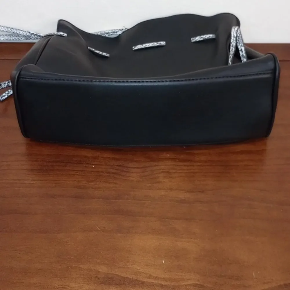 Badgley Mischka Vegan Black with Snake Trim Purse - No Cross Body Strap